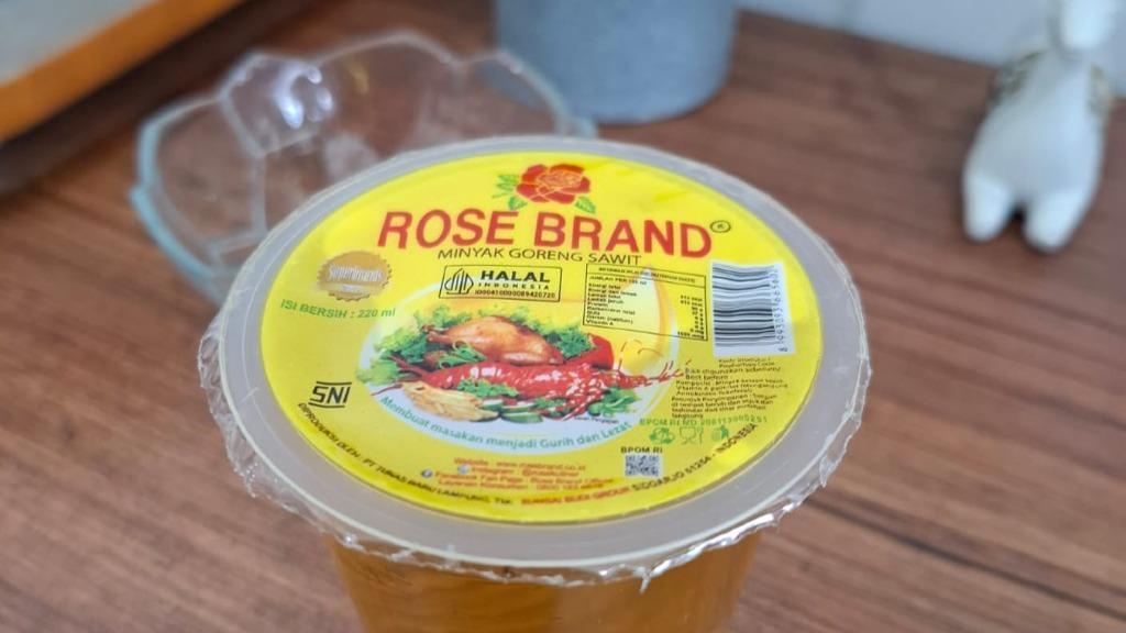 MINYAK CUP ROSE BRAND